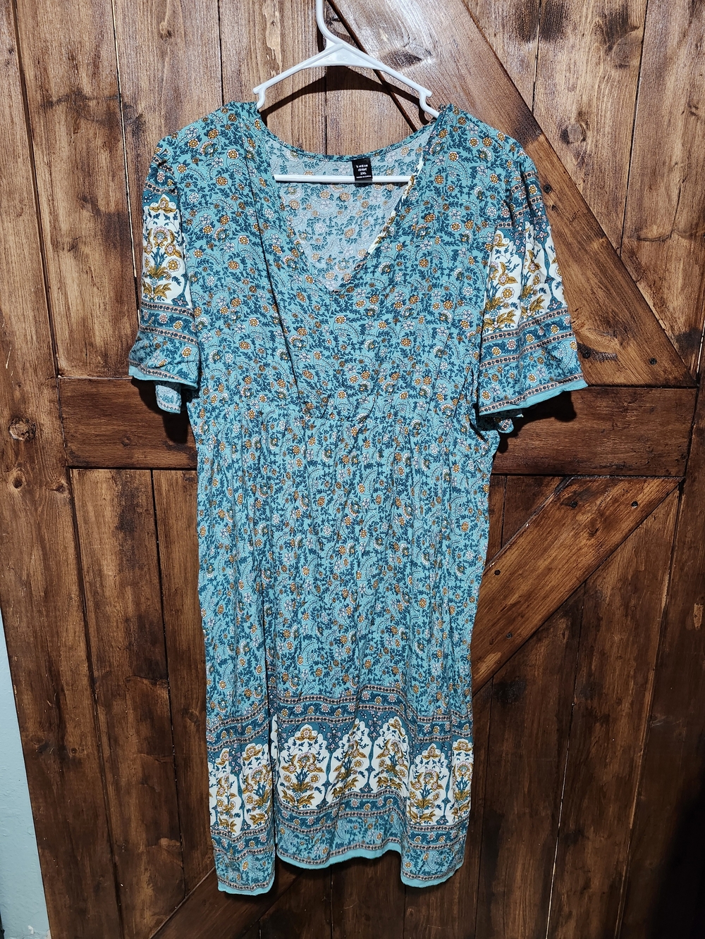 SHEIN Teal Floral V-Neck Midi Dress with Gold Border